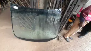 Windscreen Selling, Fixing and Crack Stopping.