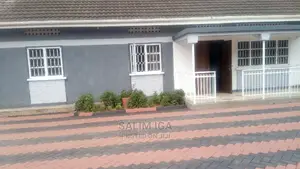 3bdrm Bungalow in Kololo Property, Central Division for Rent