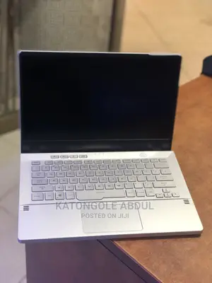 New Laptop Asus ROG Zephyrus G14 16GB AMD Ryzen 9 SSD 512GB