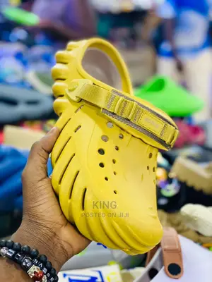 Vrine Fine Crocs