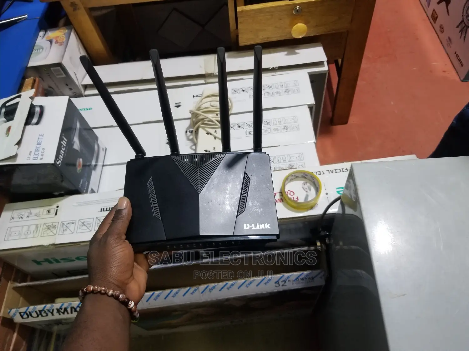 D-link Wireless And Router Opened To All SIM Card-dubai Used