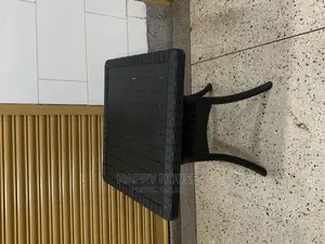 Executive Restaurant Square Table