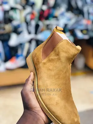 Chelsea Boots