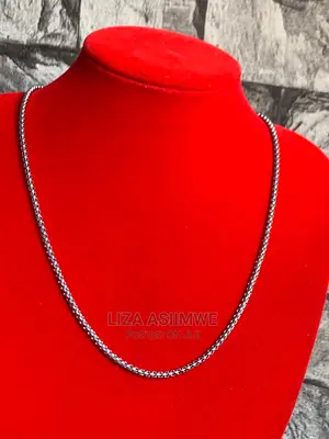 Men’S Simple Necklaces Available
