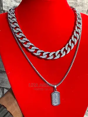 Iced Out Chains at a Good and Affordable Price