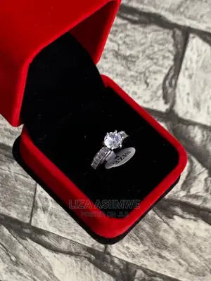Engagement Rings Available at a Good and Affordable Price