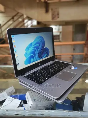 Laptop HP EliteBook 830 8GB Intel Core I5 SSD 256GB