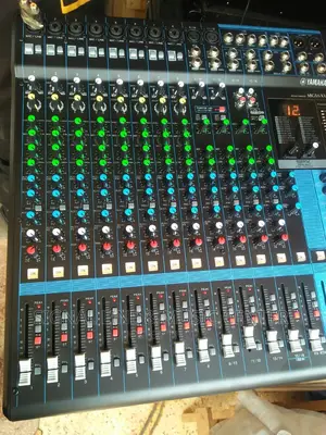Yamaha Mg16xu Mixer