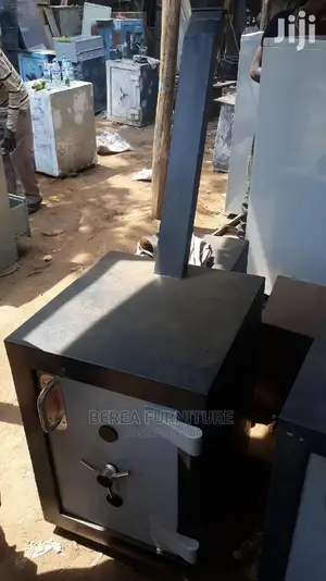 Drop in 400kgs Key Lock Safe