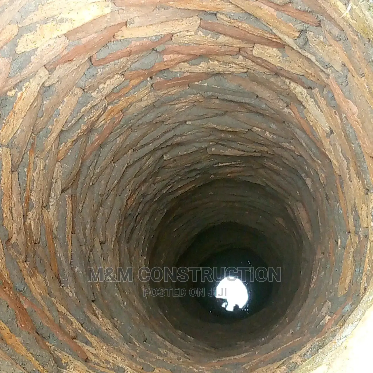 Underground Well (Oluzzi)