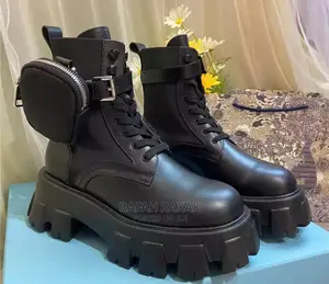 Ladies Classic Boots