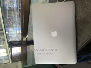 Laptop Apple MacBook Pro 16GB Intel Core I7 SSD 256GB