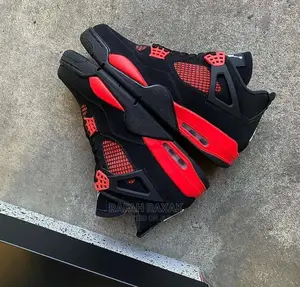 Jordan 4 Retro