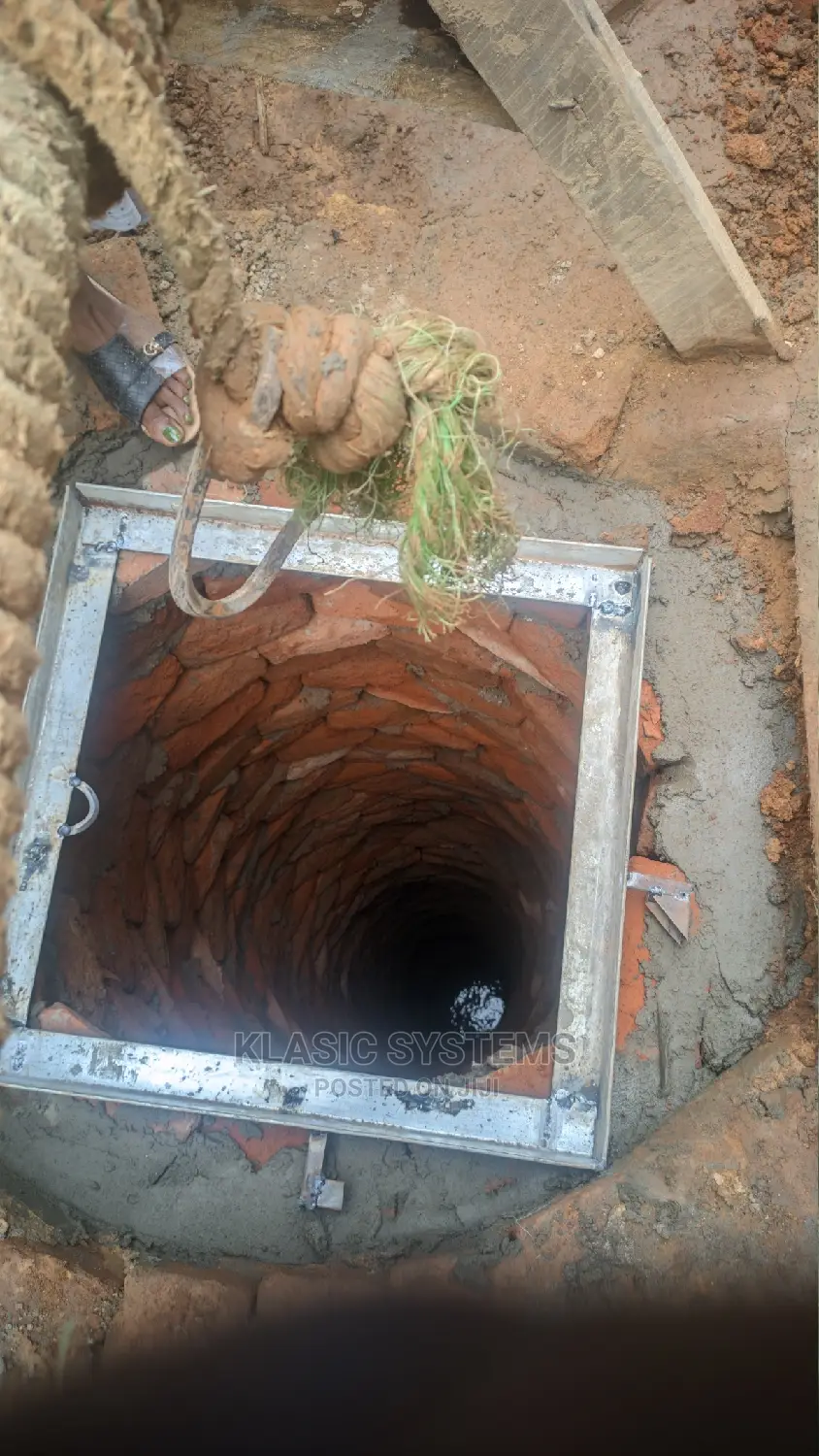 We Dig Wells and Install Water Pumps .