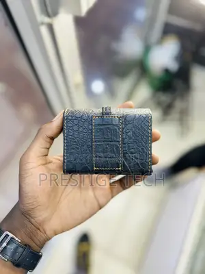 Smart Wallet With Ejectable Card Holder