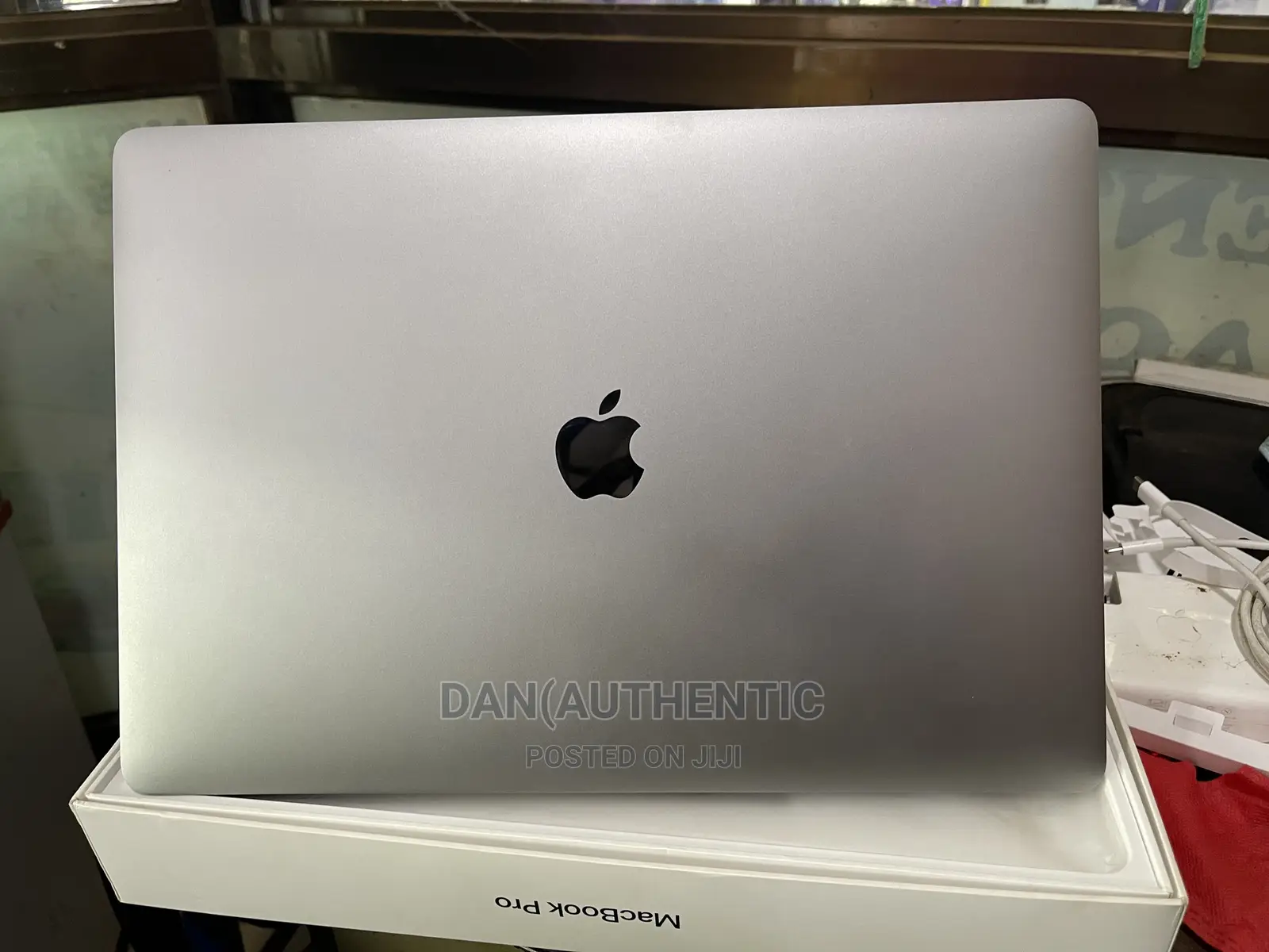 Laptop Apple MacBook Pro 2019 32GB Intel Core I9 SSD 500GB