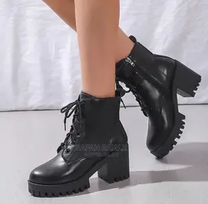 Ladies Classic Boots