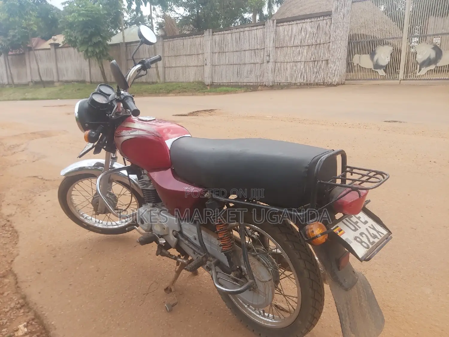 New Bajaj Pulsar 150 2020 Red