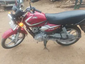 TVS HLX Plus ES 2020 Red