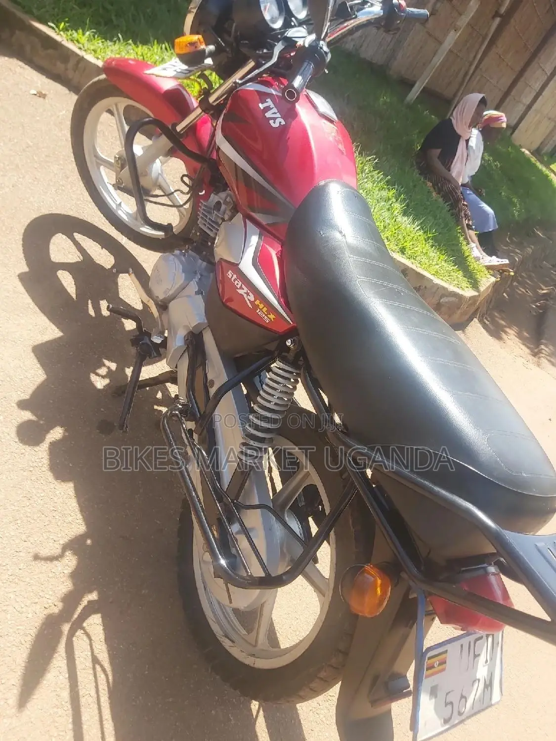 TVS King Cargo 2020 Red