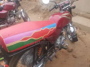 New Bajaj Boxer 2019 Red