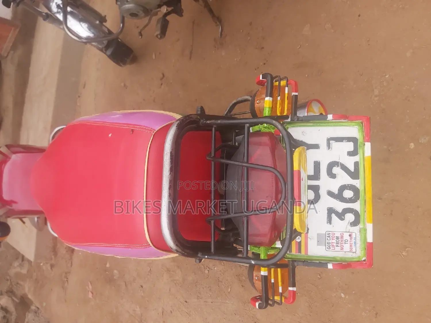 New Bajaj Boxer 2019 Red