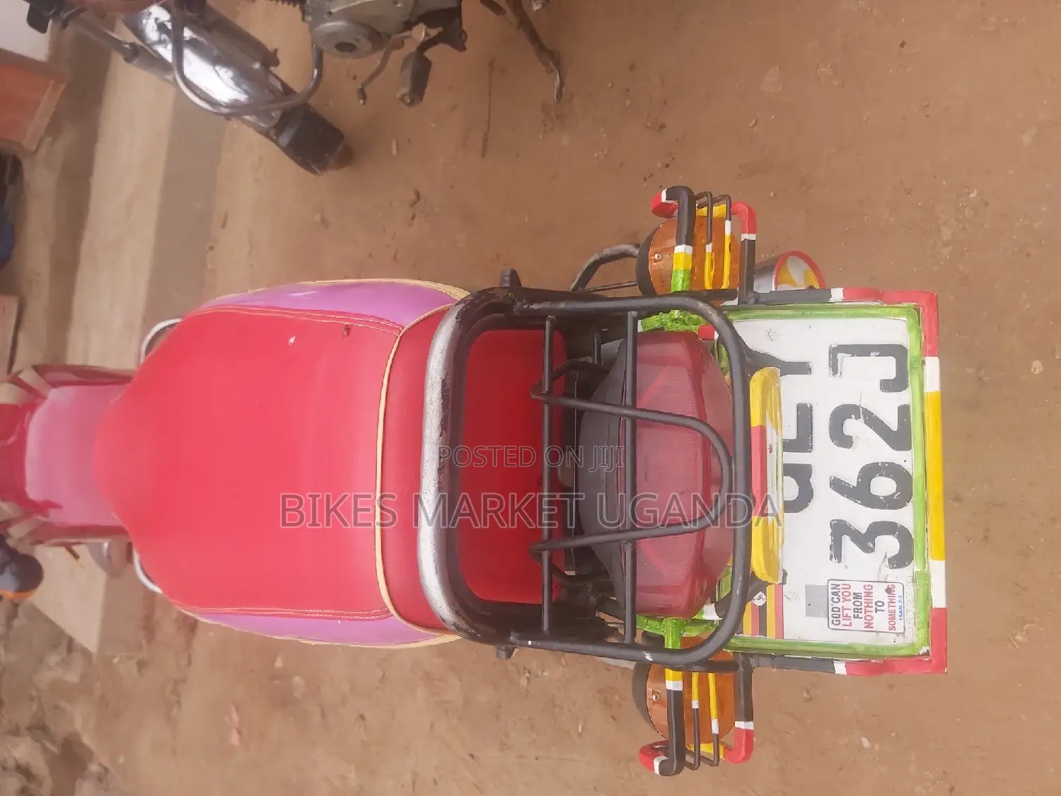 New Bajaj Boxer 2019 Red
