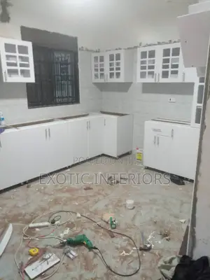 Kitchen Cabinets/Modern Kitchen Cabinets Call