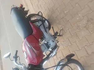 New TVS Apache 180 RTR 2022 Red