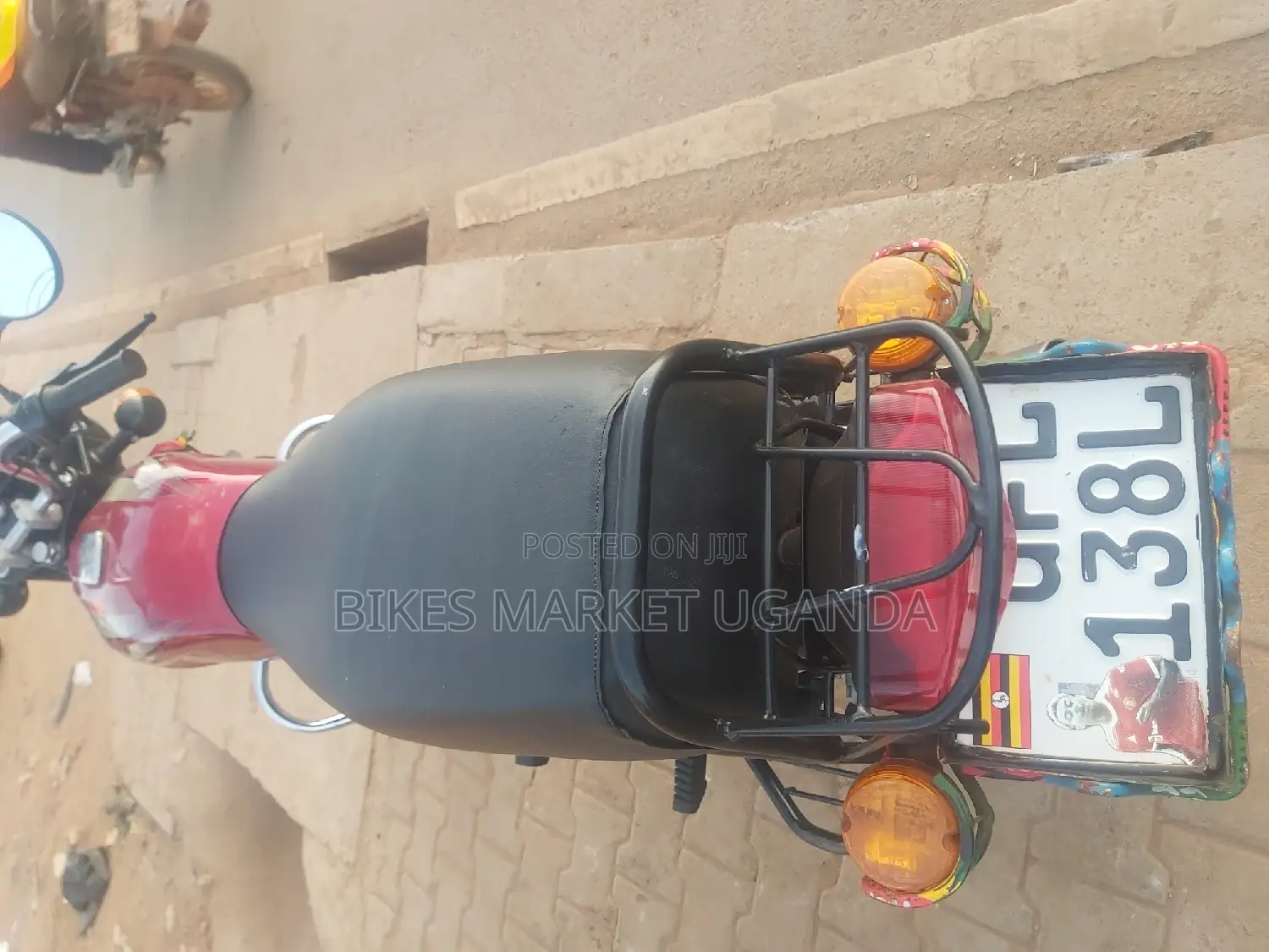 New TVS Apache 180 RTR 2022 Red