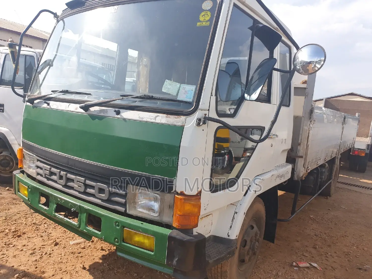 Fuso 6tyres