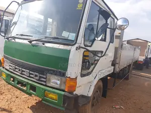 Fuso 6tyres