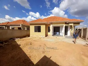 Furnished 4bdrm Bungalow in Kira Mamerito Road for Sale