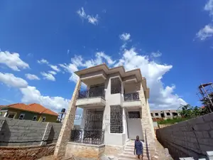 Furnished 4bdrm Duplex in Kira Mamerito for Sale