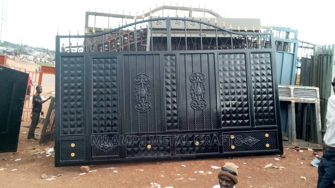 Sliding Gates and Subgates