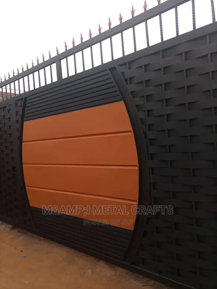 Sliding Gates and Subgates
