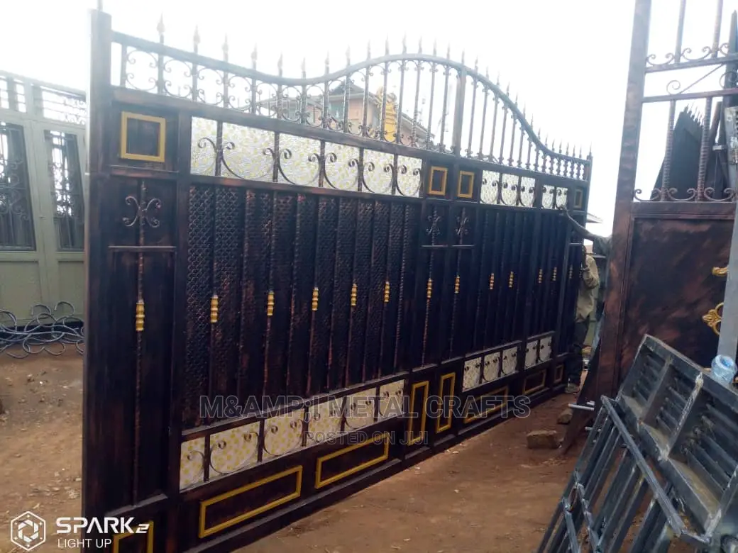 Sliding Gates and Subgates