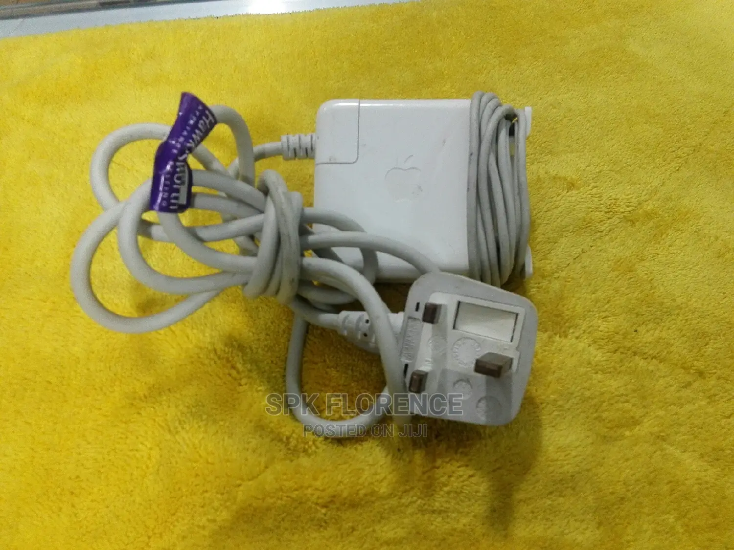 Original Apple Adapter