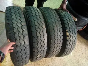 DUNLOP Tyres Used 7.50-16 Nissan Patrol, Canter, Elf.