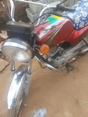 Bajaj Boxer 2016 Red