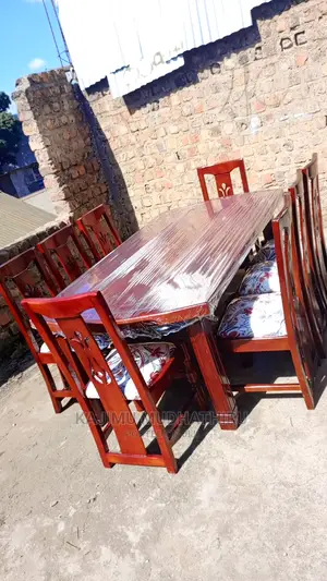 Dinning Table 8seater