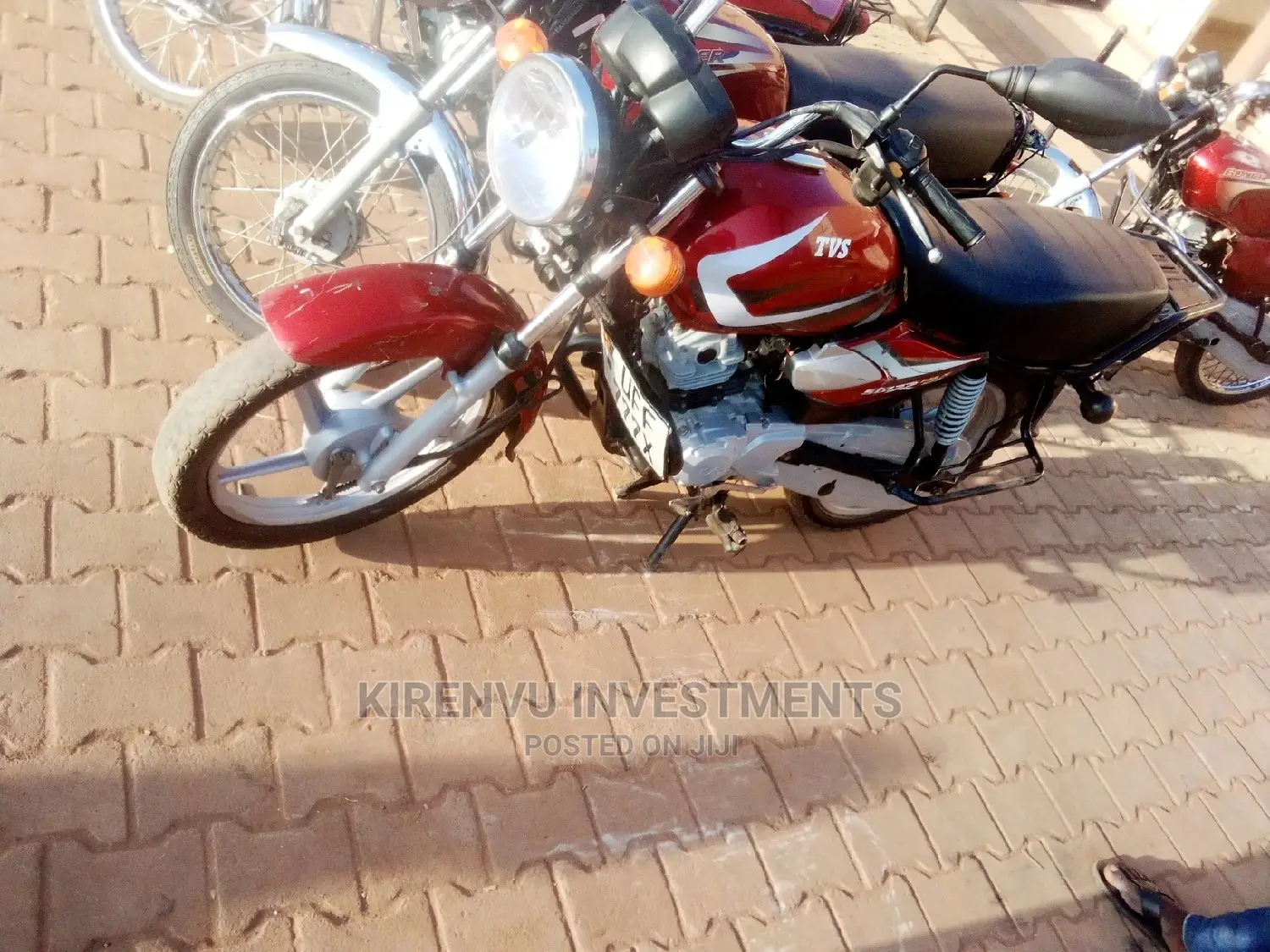 TVS Apache 180 RTR 2017 Red