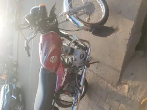 Bajaj Pulsar NS 160 2022 Red