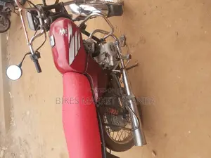 Bajaj Boxer 100 2016 Red