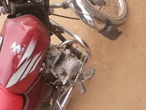 Bajaj Boxer 100 2016 Red