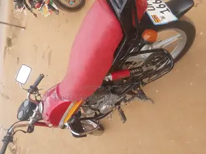 New Hero Dawn 125 2021 Red