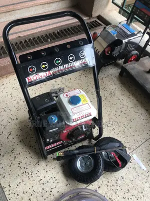 Honda Jet Washer With All the Accessories