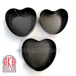 3pcs Non Stick Heart Shaped Cake Molds