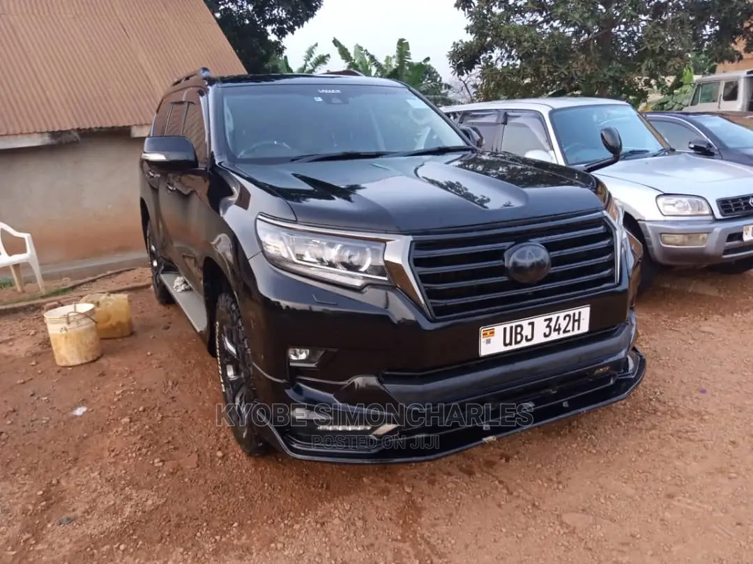 Landcruisers For Hire