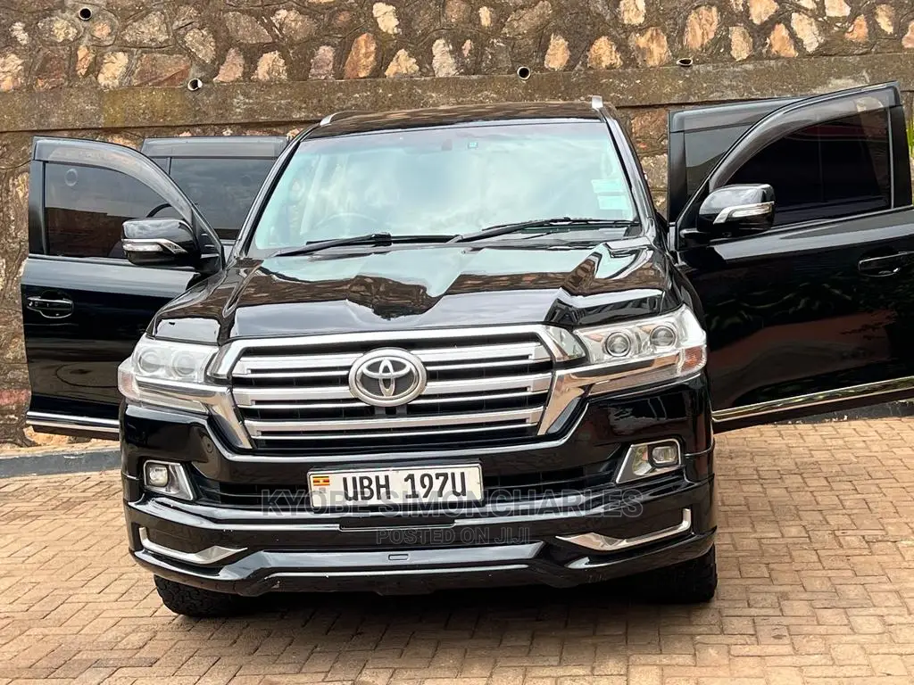 Landcruisers For Hire